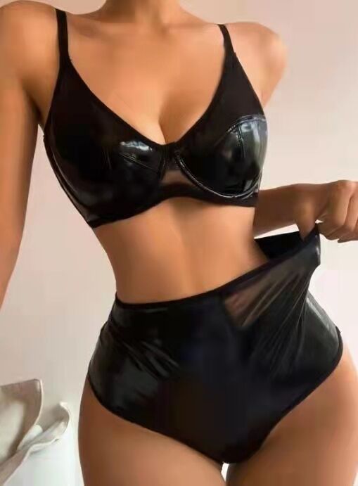 Wet Look Bra Set