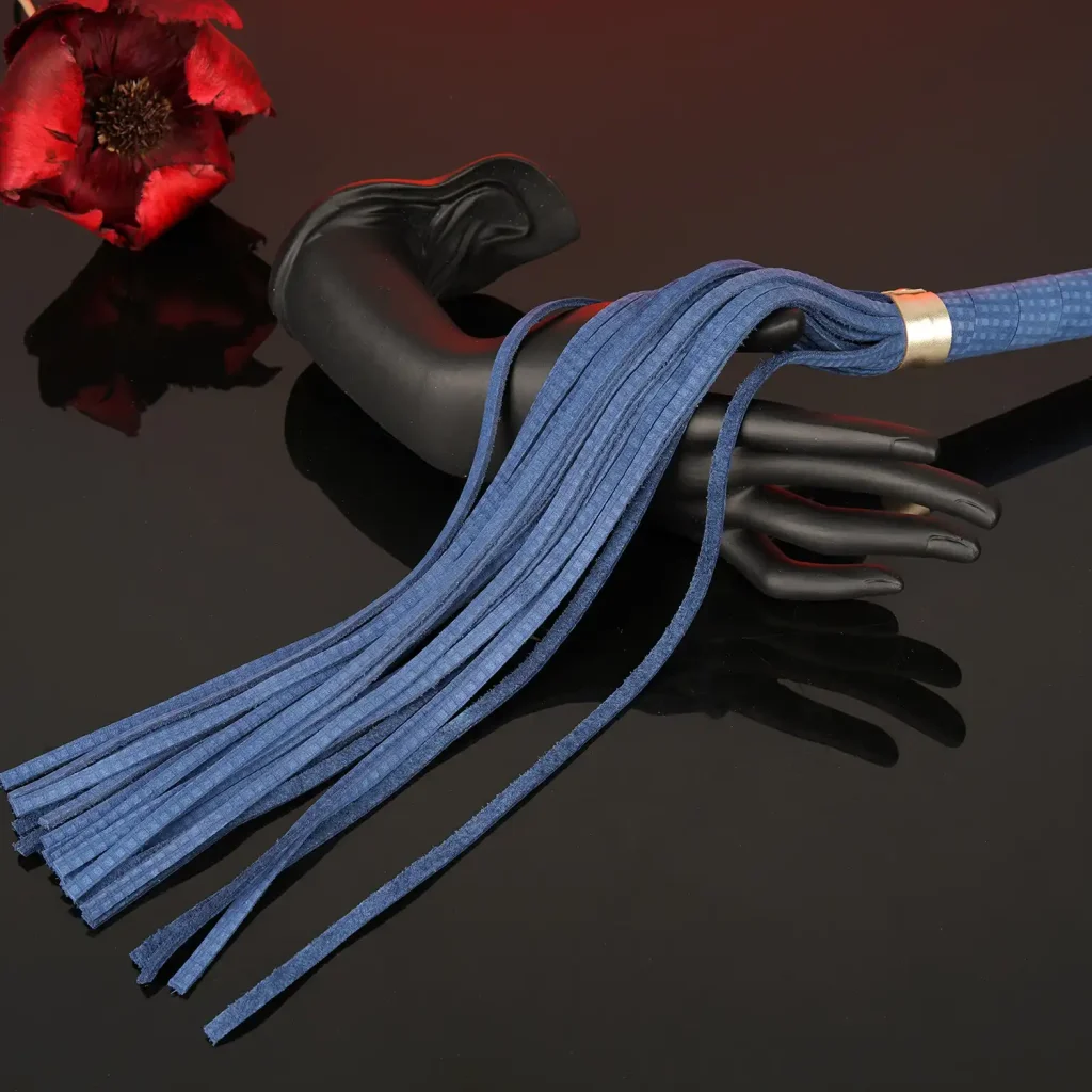 leather flogger